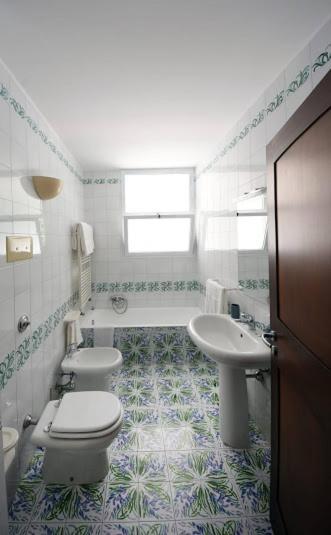 Casa vacanze Azzurra Beachfront Mondello - *